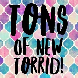 CHECK OUT MY CLOSET FOR TONS OF NEW STUFF